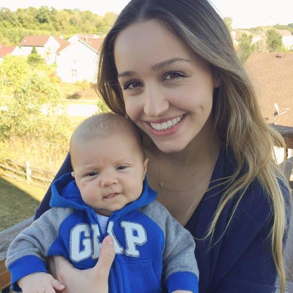 Meet your Posher, Magda - Picture 1 of 1